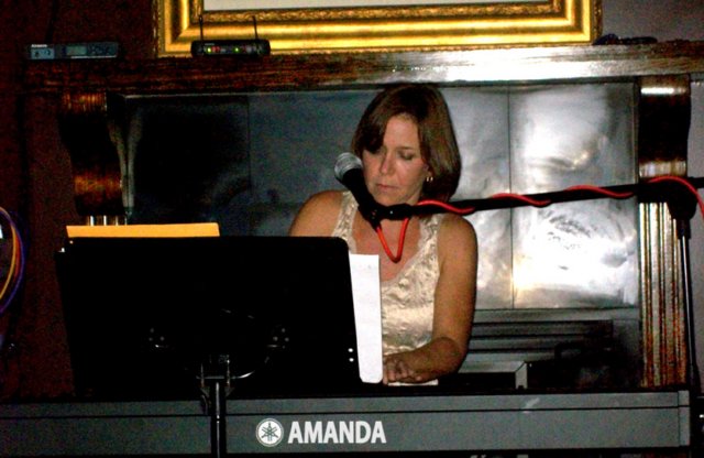 amanda.jpg